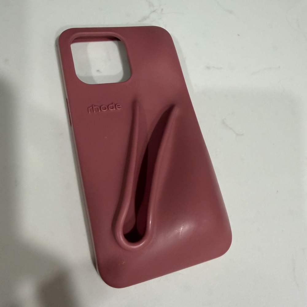 Rhode Rose Phone Case iPhone 15 pro max